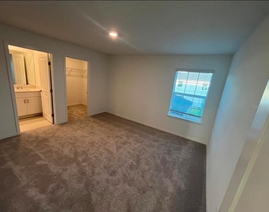 3774 Lonzalo Way - Photo Thumbnail 10
