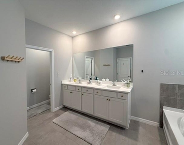 10652 Bridgegate Heights Loop - Photo Thumbnail 13