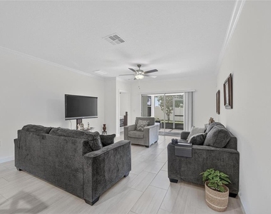 17334 Holly Well Avenue - Photo Thumbnail 7