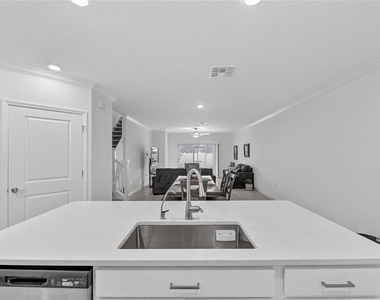 17334 Holly Well Avenue - Photo Thumbnail 20