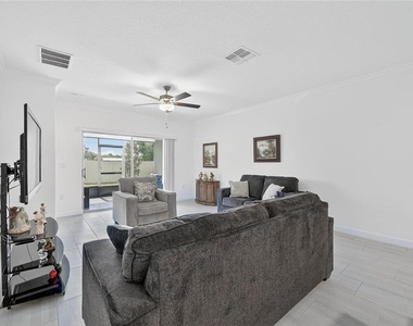 17334 Holly Well Avenue - Photo Thumbnail 9