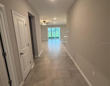 32434 Osprey Peak Way - Photo Thumbnail 2