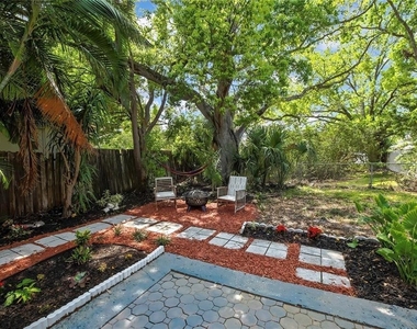 8424 Stillbrook Avenue - Photo Thumbnail 28