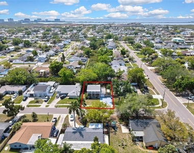 8424 Stillbrook Avenue - Photo Thumbnail 30