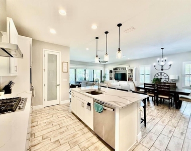 4035 Maurice Avenue - Photo Thumbnail 12