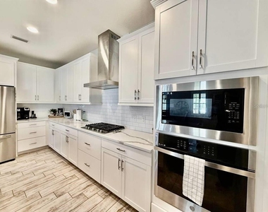 4035 Maurice Avenue - Photo Thumbnail 9