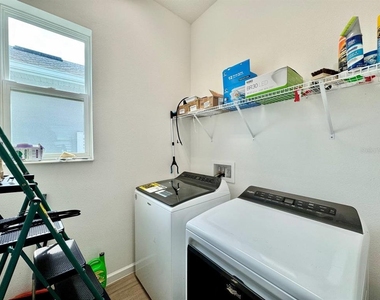 827 Winterside Drive - Photo Thumbnail 19