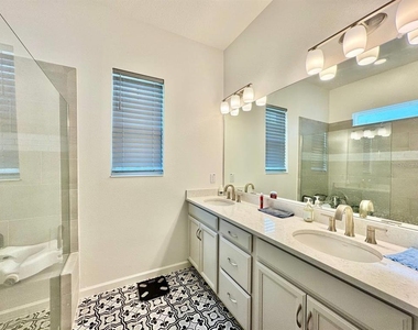 827 Winterside Drive - Photo Thumbnail 23