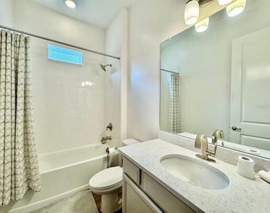 827 Winterside Drive - Photo Thumbnail 16