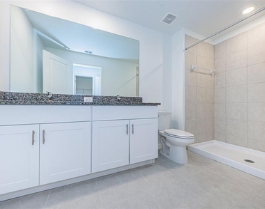 8327 Crescent Oaks Drive - Photo Thumbnail 29
