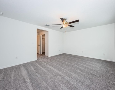 8327 Crescent Oaks Drive - Photo Thumbnail 27