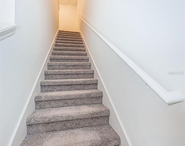 8327 Crescent Oaks Drive - Photo Thumbnail 21
