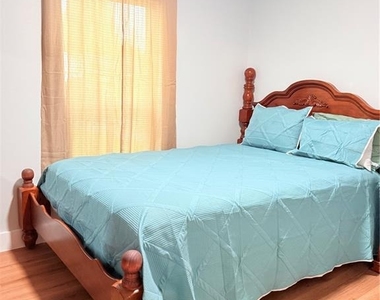 2130 Redleaf Drive - Photo Thumbnail 20