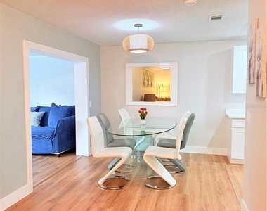 2130 Redleaf Drive - Photo Thumbnail 5