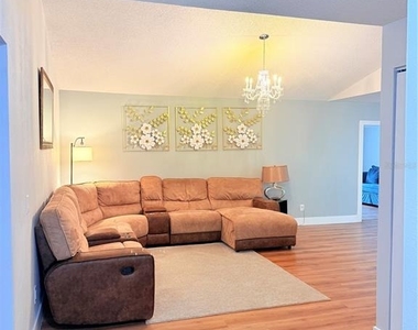 2130 Redleaf Drive - Photo Thumbnail 3