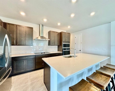 11393 Hardwood Hammock Lane - Photo Thumbnail 10