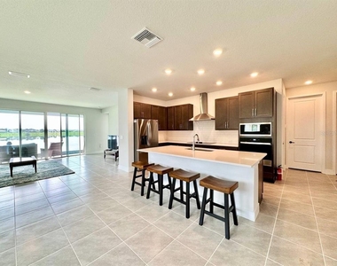 11393 Hardwood Hammock Lane - Photo Thumbnail 7