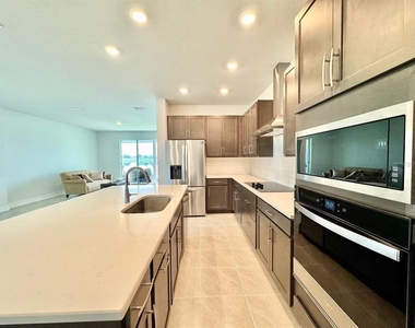 11393 Hardwood Hammock Lane - Photo Thumbnail 12