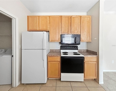 10205 Courtney Palms Boulevard - Photo Thumbnail 3