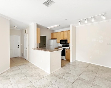 10205 Courtney Palms Boulevard - Photo Thumbnail 5