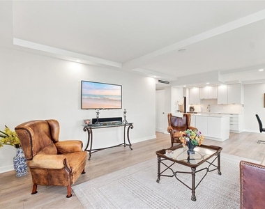 707 S Gulfstream Avenue - Photo Thumbnail 22