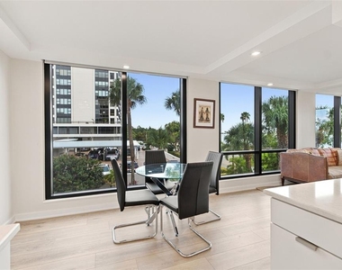 707 S Gulfstream Avenue - Photo Thumbnail 10
