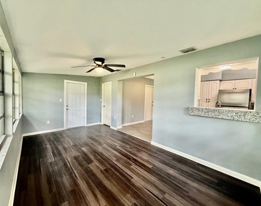 1912 N Highland Avenue - Photo Thumbnail 16