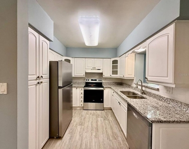 1912 N Highland Avenue - Photo Thumbnail 9