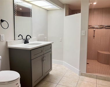 632 Edgewater Drive - Photo Thumbnail 19