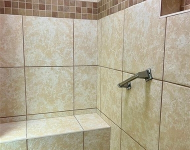 632 Edgewater Drive - Photo Thumbnail 26