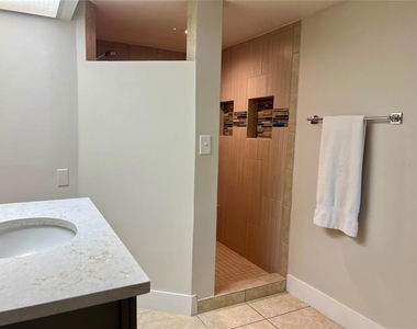 632 Edgewater Drive - Photo Thumbnail 20