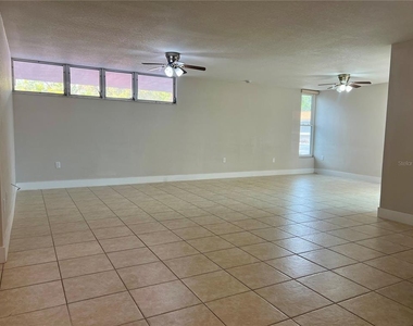 632 Edgewater Drive - Photo Thumbnail 11