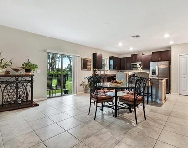 12813 Wildflower Meadow Drive - Photo Thumbnail 8