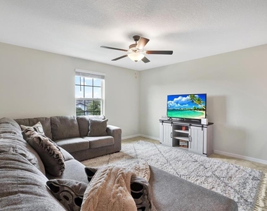 12813 Wildflower Meadow Drive - Photo Thumbnail 24