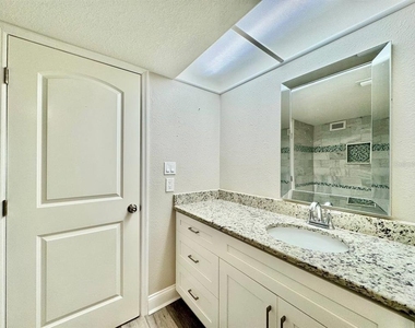 220 Belleview Boulevard - Photo Thumbnail 27