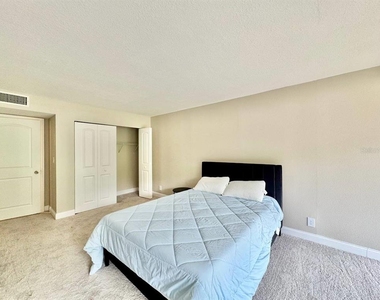 220 Belleview Boulevard - Photo Thumbnail 18