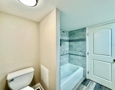 220 Belleview Boulevard - Photo Thumbnail 29