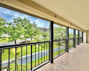 220 Belleview Boulevard - Photo Thumbnail 36