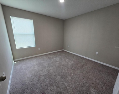 5493 Siltstone Street - Photo Thumbnail 13