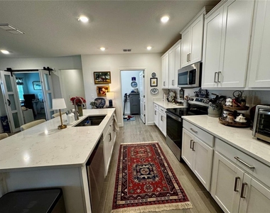 32040 Griffin Sands Ln - Photo Thumbnail 15