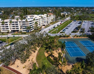 1200 N Shore Drive Ne - Photo Thumbnail 3