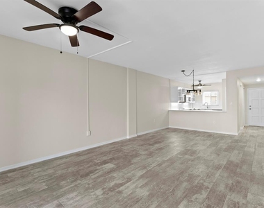 1200 N Shore Drive Ne - Photo Thumbnail 26