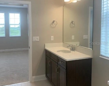 13075 Spring Grove Way - Photo Thumbnail 22