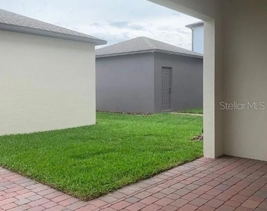13075 Spring Grove Way - Photo Thumbnail 30