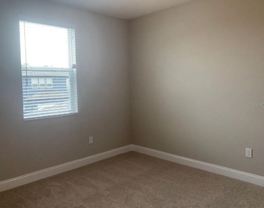 13075 Spring Grove Way - Photo Thumbnail 27