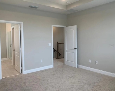 13075 Spring Grove Way - Photo Thumbnail 18