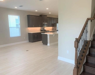 13075 Spring Grove Way - Photo Thumbnail 3