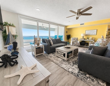 17400 Gulf Boulevard N - Photo Thumbnail 3