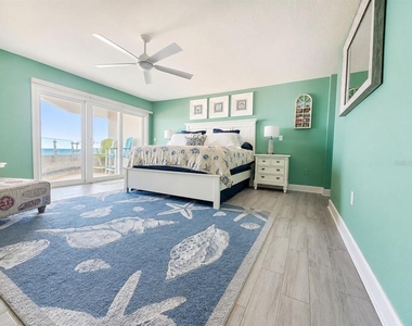 17400 Gulf Boulevard N - Photo Thumbnail 12