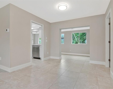2958 Dundee Drive - Photo Thumbnail 8